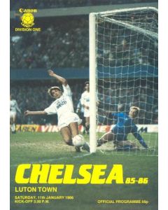 Chelsea v Luton Town official programme 11/01/1986