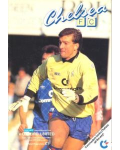Chelsea v Oxford United official programme 31/10/1987 Football League