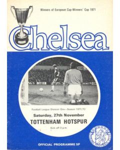 Chelsea v Tottenham Hotspur official programme 27/11/1971 Football League, token missing and hence half price
