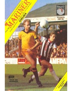 Grimsby Town vChelsea official programme 17/04/1982 Football League